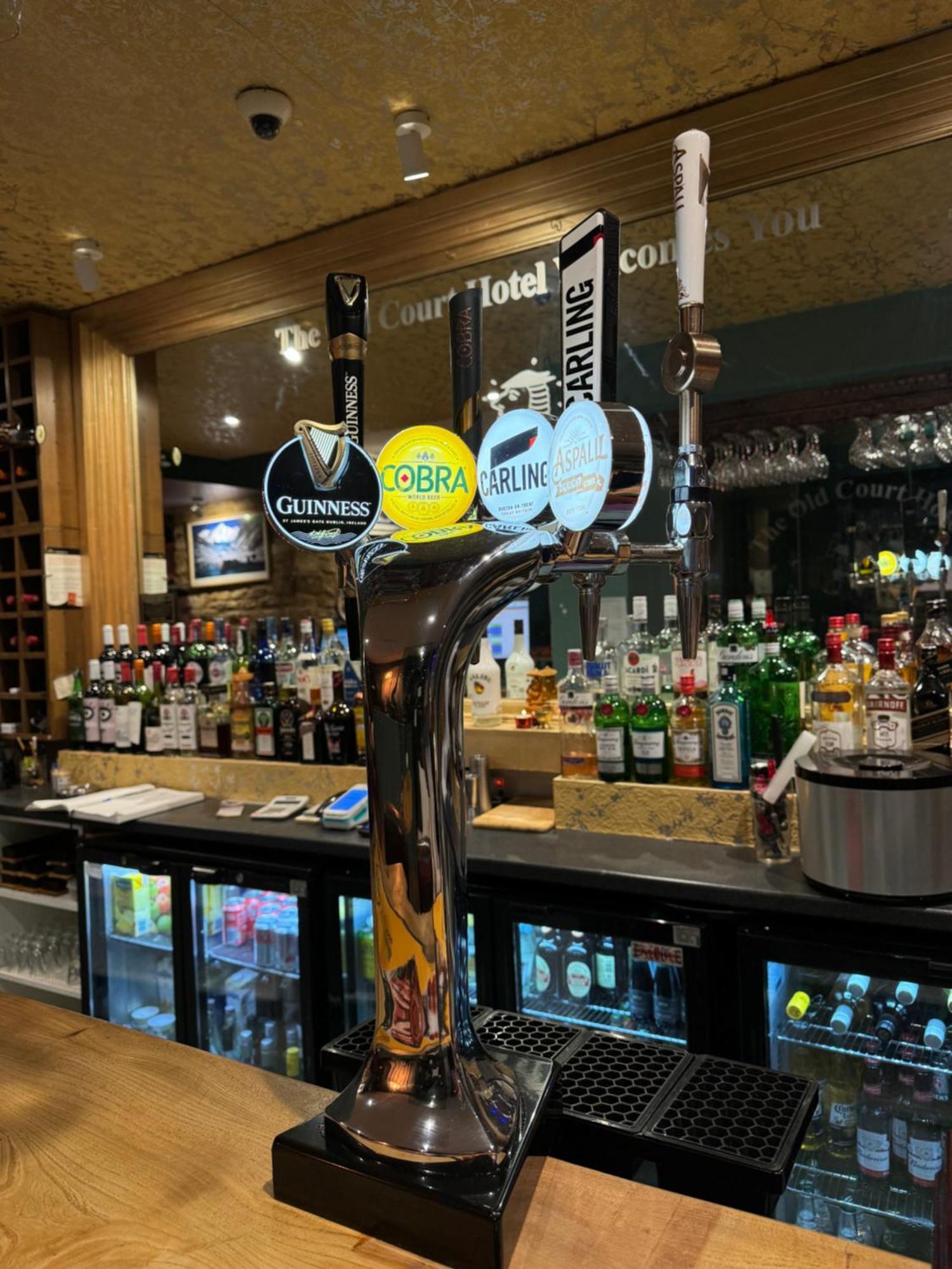 The Old Court Hotel Witney Kültér fotó