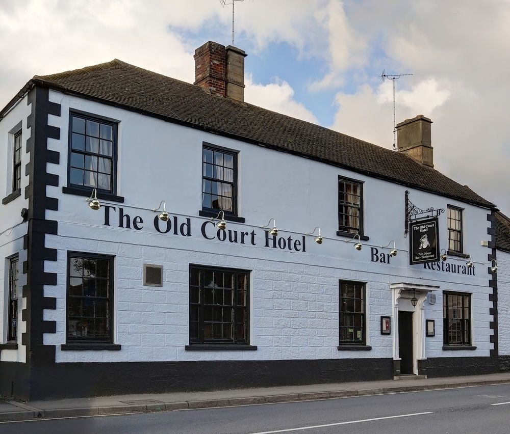 The Old Court Hotel Witney Kültér fotó