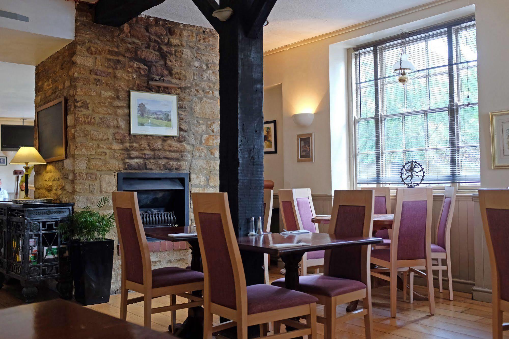 The Old Court Hotel Witney Kültér fotó